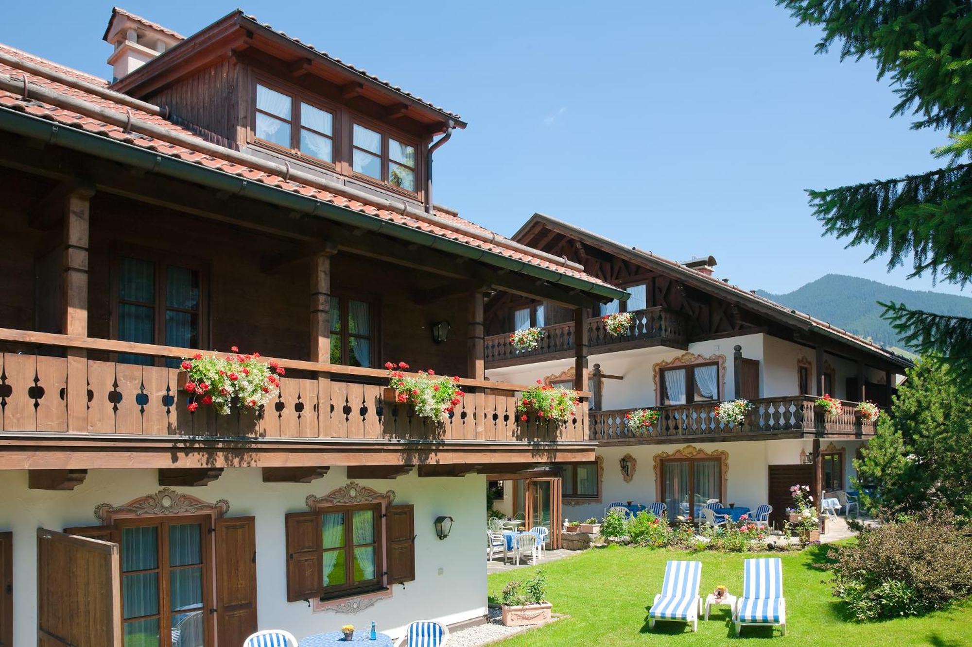 Hotel Landhaus Feldmeier ***S Oberammergau Exterior photo